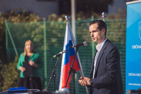 Peter Žnidaršič, Nomago